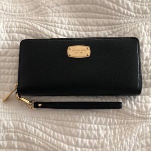 Michael Kors Leather Wallet